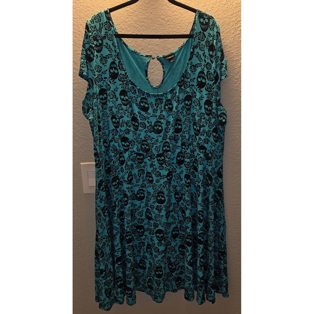 Torrid Teal Blue Skull Rose Floral Skater Dress Womens Plus Size 4 4X Goth Edgy